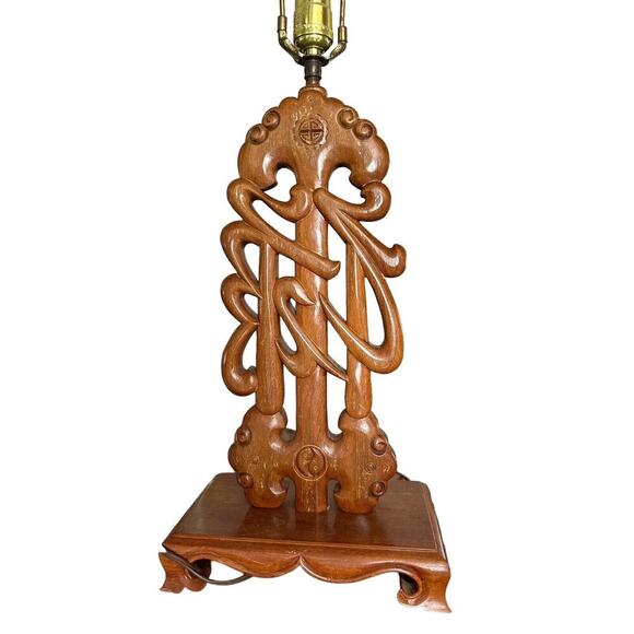 Beautiful 20th Century Chinoiserie Chinese Carved Wood Calligraphy Table Lamp - Picture 9 of 16